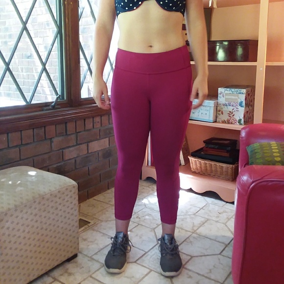 Lululemon Pace Rival Crops - Picture 2 of 5